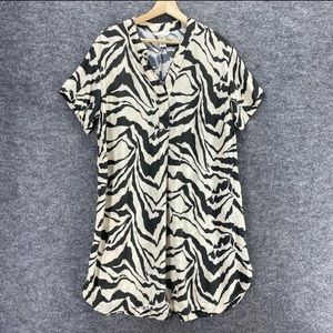 NWT - H&M Shift Dress Animal Print Cap Sleeve V-Neck Casual - XL
